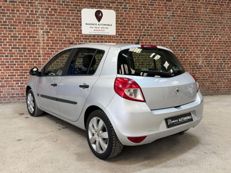 Renault Clio III 1.2 100ch Expression Clim | Suivi Renault