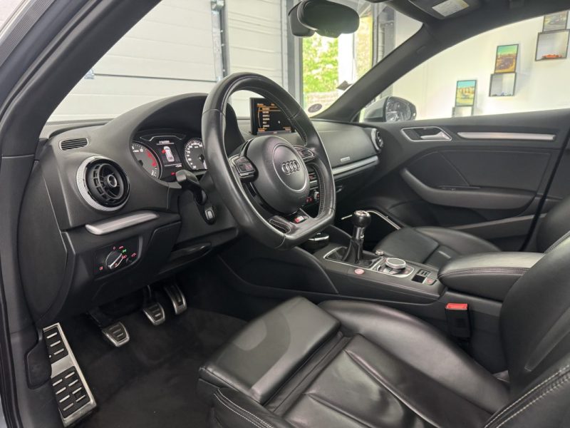 AUDI S3 SPORTBACK 8V1 - BVM 300cv - Toit ouvrant - Garantie 12 Mois