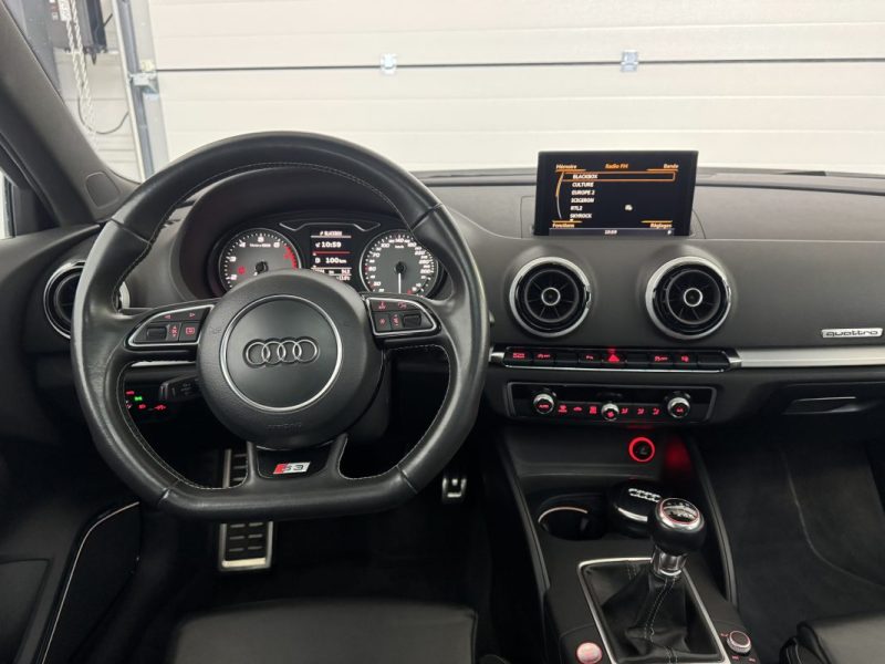 AUDI S3 SPORTBACK 8V1 - BVM 300cv - Toit ouvrant - Garantie 12 Mois
