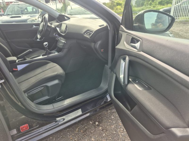  PEUGEOT 308 1.6 e-HDi FAP  115 cv 2014