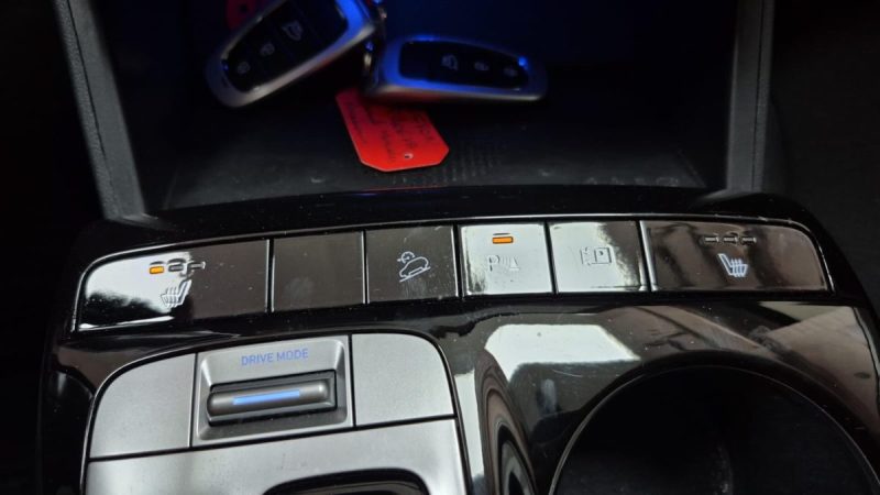 HYUNDAI TUCSON 1.6 SUV HYBRIDE ESSENCE 230cv CREATIVE/1 ERE MAIN/TVA RECUPERABLE