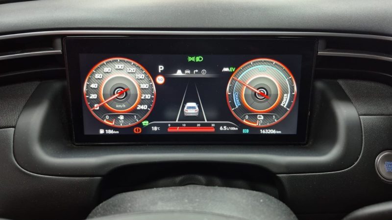 HYUNDAI TUCSON 1.6 SUV HYBRIDE ESSENCE 230cv CREATIVE/1 ERE MAIN/TVA RECUPERABLE