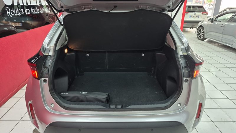 TOYOTA YARIS CROSS SUV 116cv DYNAMIC BUSINESS 2023/1 ERE MAIN/TVA RECUPERABLE