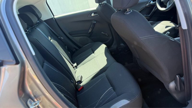 PEUGEOT 208 1.0 E THP 68 CV  ACTIVE 5P 2015