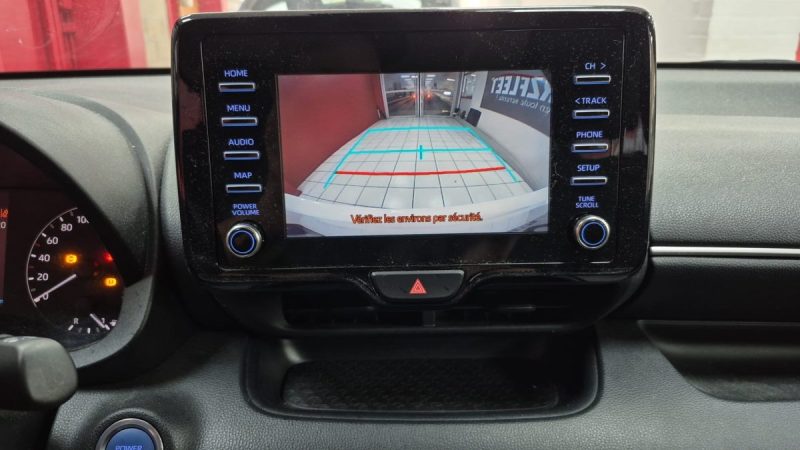 TOYOTA YARIS 4 BERLINE 116cv DYNAMIC /1 ERE MAIN/TVA RECUPERABLE