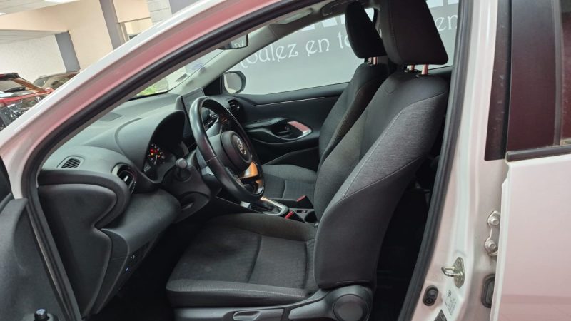 TOYOTA YARIS 4 BERLINE 116cv DYNAMIC /1 ERE MAIN/TVA RECUPERABLE