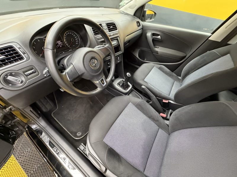 VOLKSWAGEN POLO 1.2 60 STYLE 