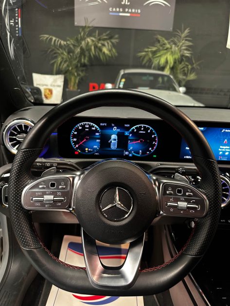 MAGNIFIQUE MERCEDES CLASSE A200 PACK AMG 163 CH (FULL ENTRETIEN MERCEDES, SIEGES CHAUFFANTS)