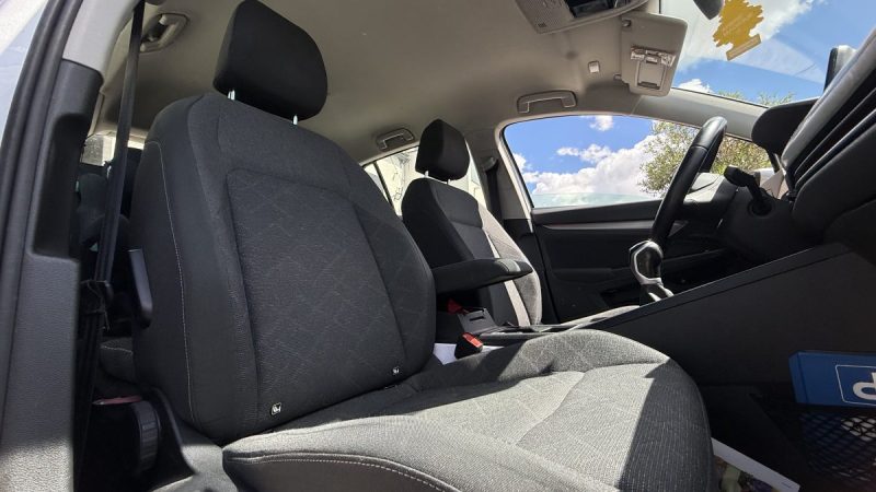 VOLKSWAGEN GOLF 8  / 1.0 TSI 110CH LIFE BUSINESS 2021