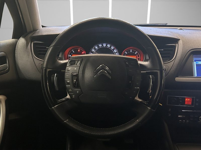 CITROEN C5 1.6 E-HDI115 *SUIVI COMPLET* * BOITE AUTO *.