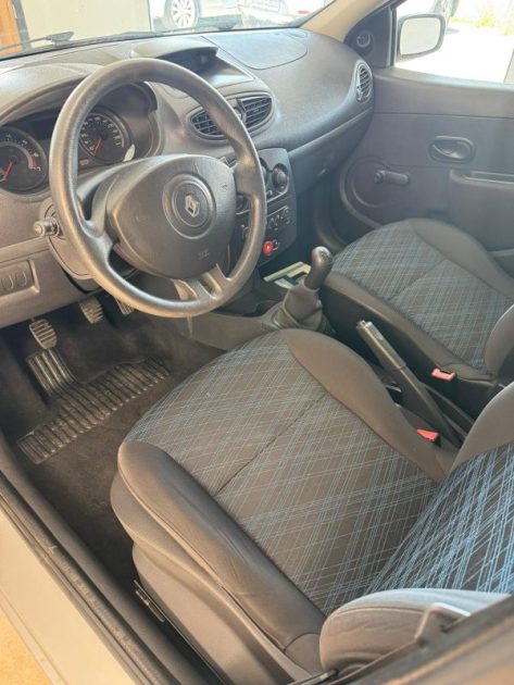RENAULT  CLIO 3 1.2 LEV 75CV - GARANTIE 12MOIS OU 15.000KM 2007