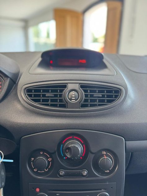 RENAULT  CLIO 3 1.2 LEV 75CV - GARANTIE 12MOIS OU 15.000KM 2007
