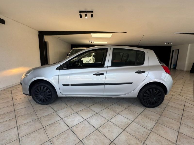 RENAULT  CLIO 3 1.2 LEV 75CV - GARANTIE 12MOIS OU 15.000KM 2007
