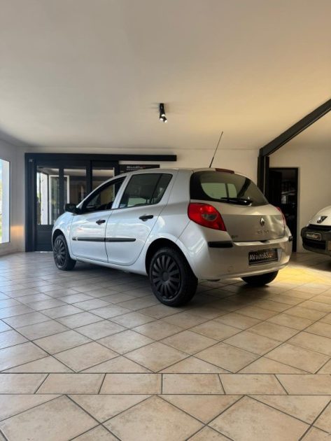 RENAULT  CLIO 3 1.2 LEV 75CV - GARANTIE 12MOIS OU 15.000KM 2007