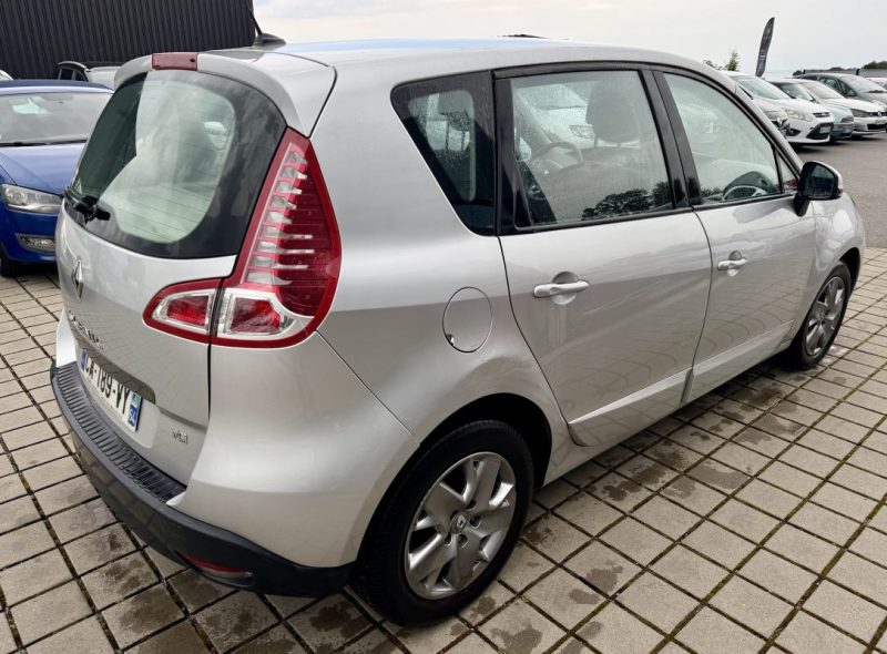 RENAULT SCENICIII 1.5 DCI 110 FAP ECO2 EXPRESSION  2012