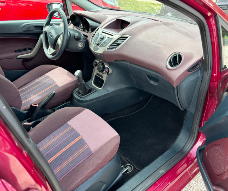 FORD FIESTA 1400 TDCI 68 AMBIENTE 2009