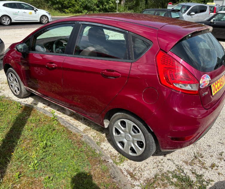 FORD FIESTA 1400 TDCI 68 AMBIENTE 2009