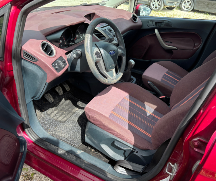 FORD FIESTA 1400 TDCI 68 AMBIENTE 2009