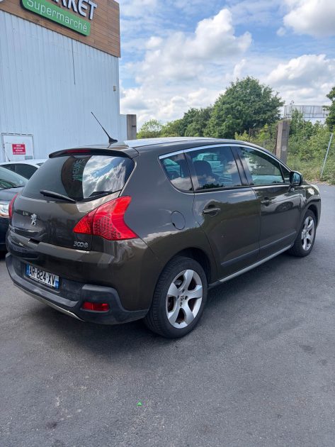 PEUGEOT 3008 1.6 HDI 110 DANS L ETAT