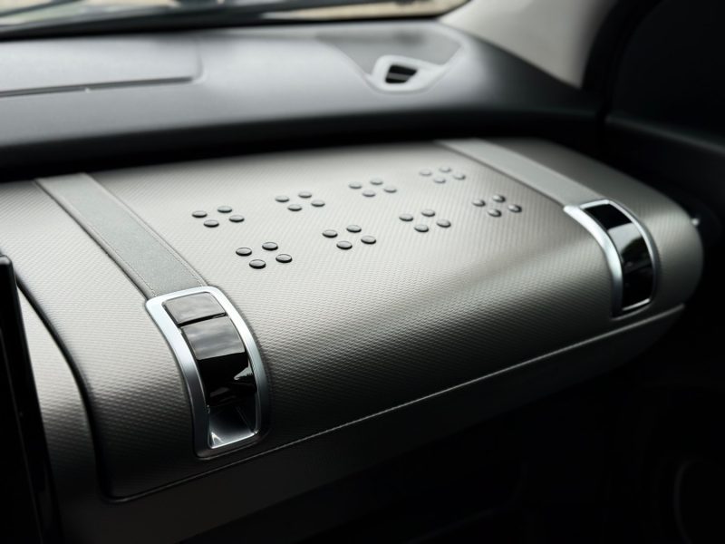 Citroën C4 Cactus 1.6 BlueHDi 120ch Shine Pack – Boîte Auto EAT6 – GPS – Révisée & Garantie 6 mois