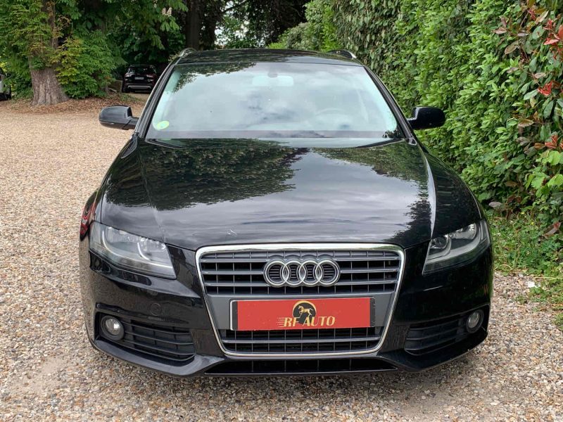 AUDI A4 III - IV AU33311 2010
