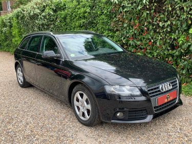 AUDI A4 III - IV AU33311 2010