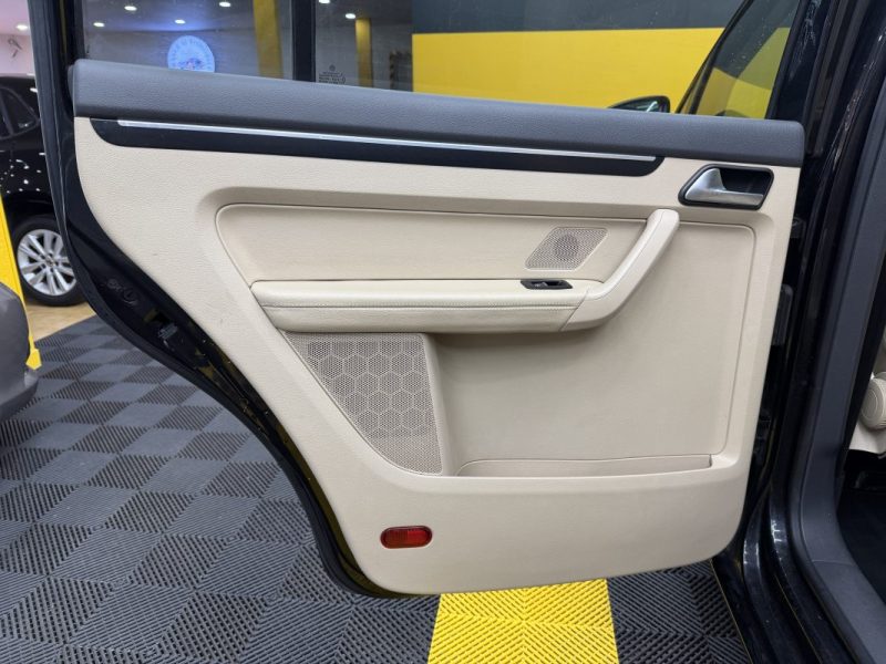 VOLKSWAGEN TOURAN 2.0 TDI 140 CARAT DSG  BOITE AUTO 
