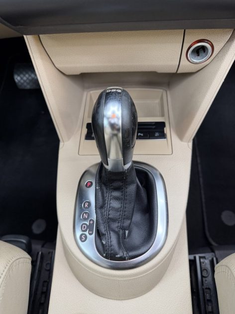 VOLKSWAGEN TOURAN 2.0 TDI 140 CARAT DSG  BOITE AUTO 