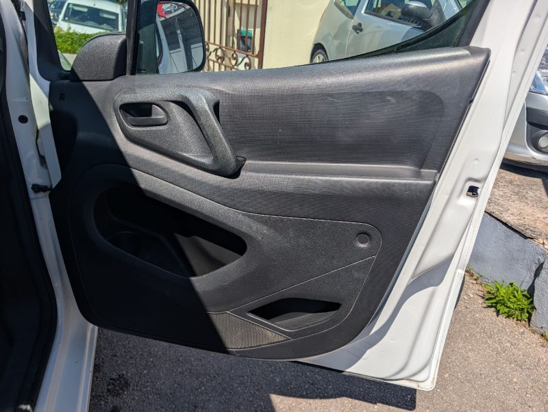 PEUGEOT PARTNER 1.6 BLUEHDI 100CH ACTIVE EXCELLENT ETAT GARANTIE 12 MOIS