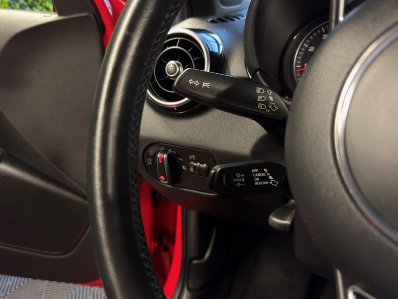 AUDI A1 PHASE 2 SPORTBACK AMBITION LUXE 1.4 TFSI 125 Cv TOIT OUVRANT BOITE AUTO CUIR - GARANTIE 1 AN