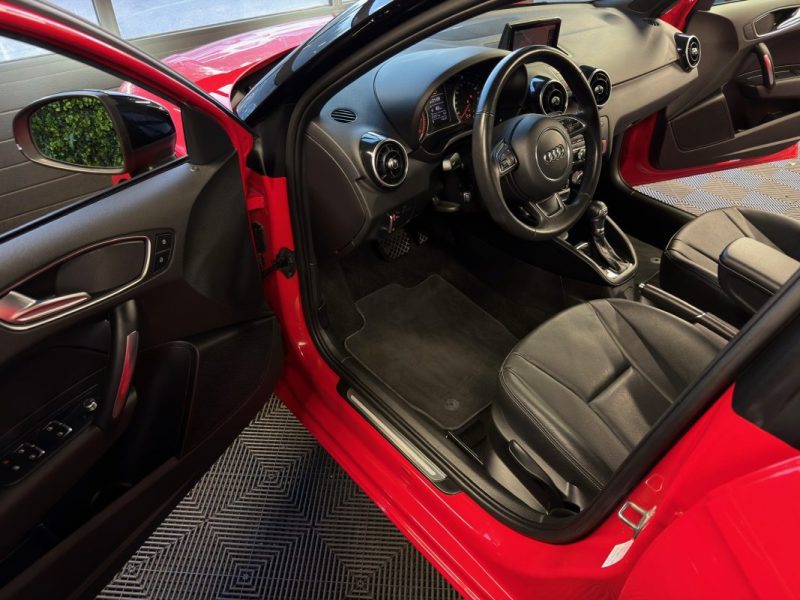 AUDI A1 PHASE 2 SPORTBACK AMBITION LUXE 1.4 TFSI 125 Cv TOIT OUVRANT BOITE AUTO CUIR - GARANTIE 1 AN