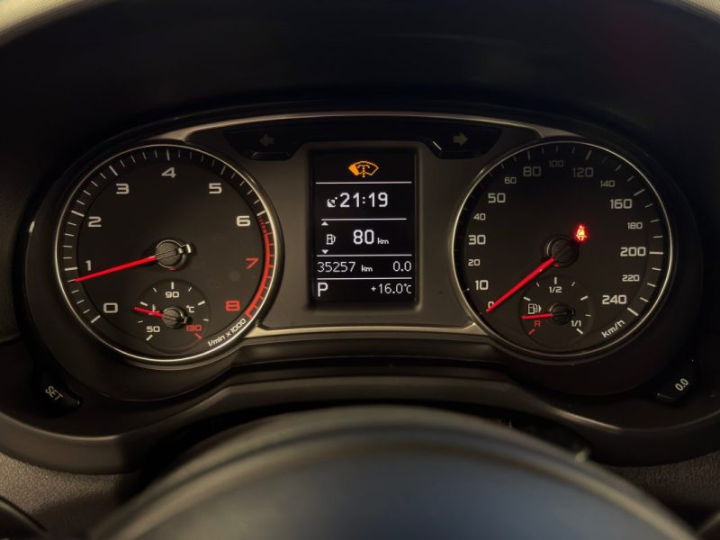 AUDI A1 PHASE 2 SPORTBACK AMBITION LUXE 1.4 TFSI 125 Cv TOIT OUVRANT BOITE AUTO CUIR - GARANTIE 1 AN