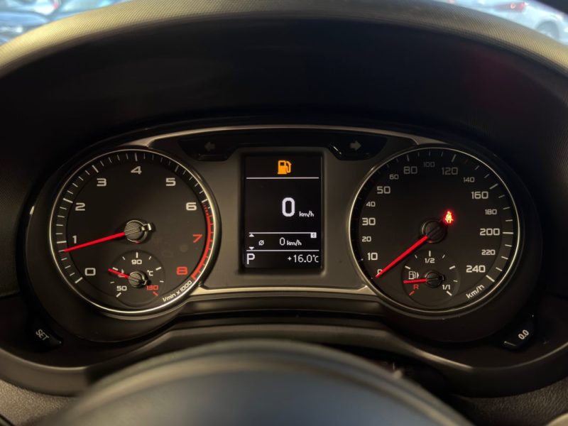 AUDI A1 PHASE 2 SPORTBACK AMBITION LUXE 1.4 TFSI 125 Cv TOIT OUVRANT BOITE AUTO CUIR - GARANTIE 1 AN