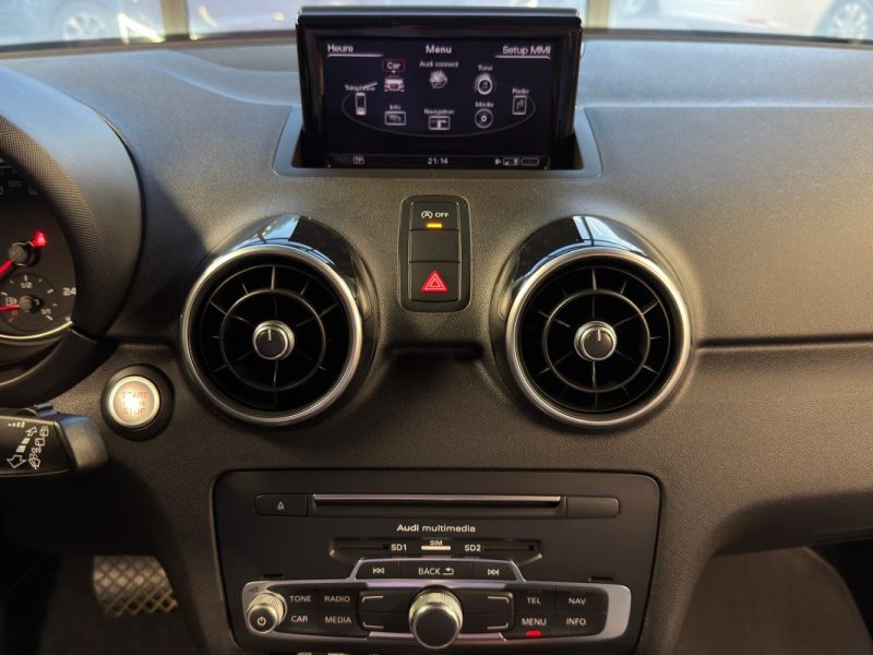 AUDI A1 PHASE 2 SPORTBACK AMBITION LUXE 1.4 TFSI 125 Cv TOIT OUVRANT BOITE AUTO CUIR - GARANTIE 1 AN