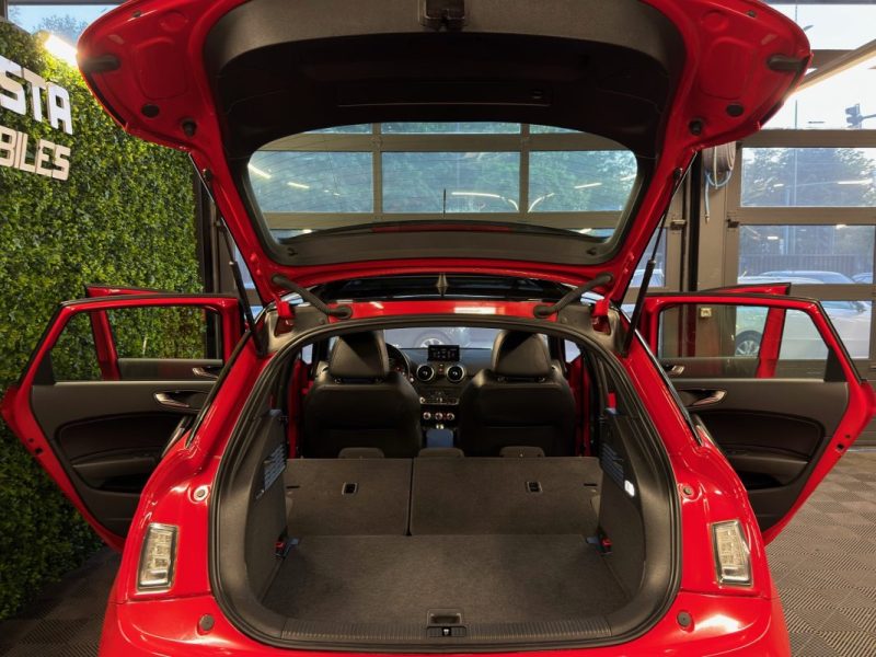 AUDI A1 PHASE 2 SPORTBACK AMBITION LUXE 1.4 TFSI 125 Cv TOIT OUVRANT BOITE AUTO CUIR - GARANTIE 1 AN