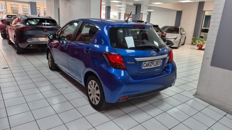 TOYOTA YARIS HYBRIDE BERLINE 100cv DYNAMIC/1 ERE MAIN/TVA RECUP