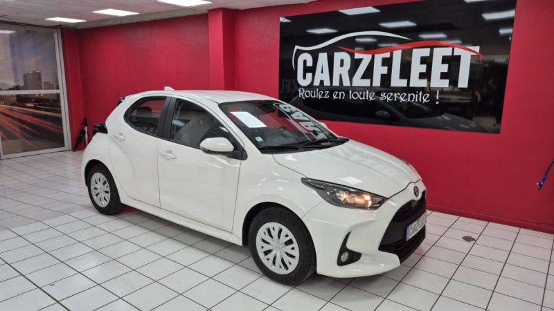 TOYOTA YARIS BERLINE HYBRIDE 116H DYNAMIC BUSINESS 2023
