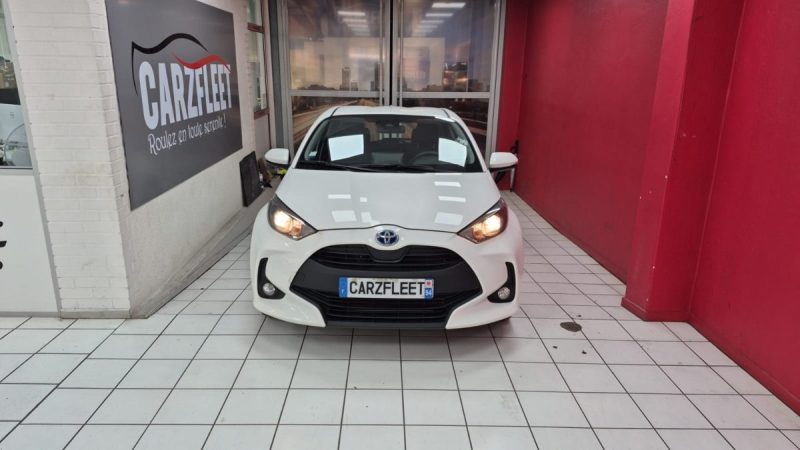 TOYOTA YARIS BERLINE HYBRIDE 116H DYNAMIC BUSINESS 2023