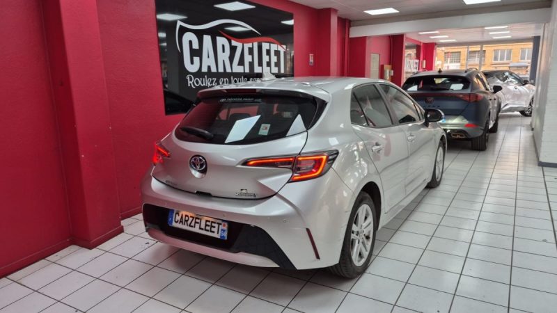 TOYOTA COROLLA BERLINE 122cv DYNAMIC BUSINESS/1 ERE MAIN/TVA RECUPERABLE