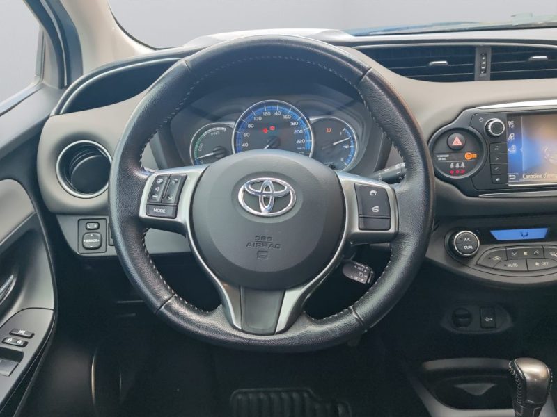 TOYOTA YARIS III HYBRID 100H FRANCE 