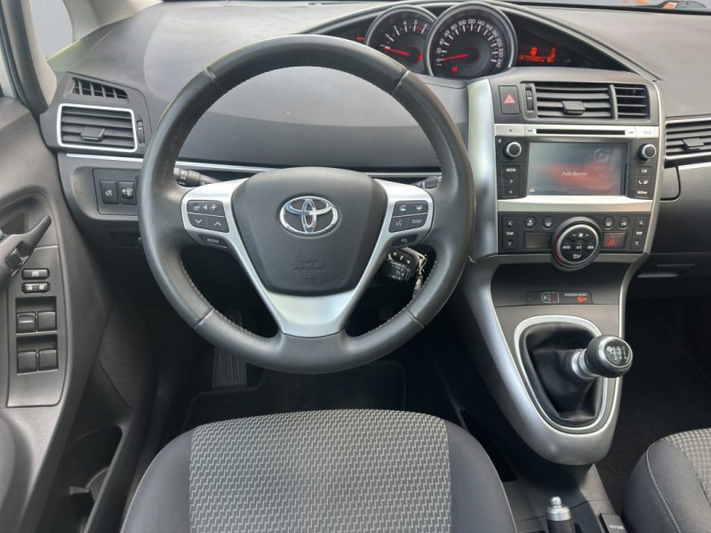 TOYOTA VERSO 112 D-4D SKYBLUE