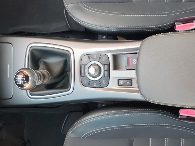 RENAULT LAGUNA III 1.5 DCI 110 CHAMPION NERVASPORT