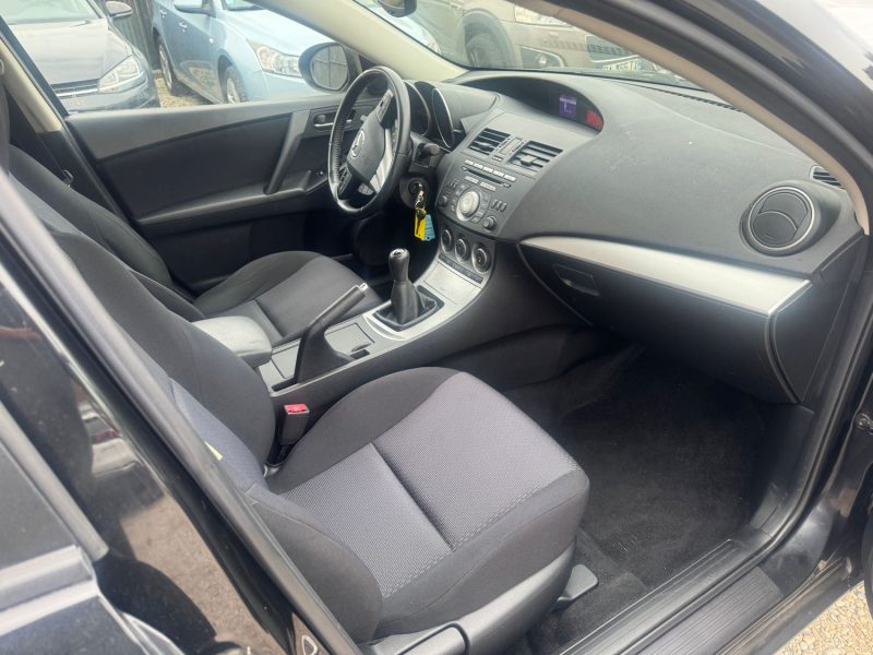 MAZDA 3 1.6 MZR-CD 109ch  2009 1ER MAIN