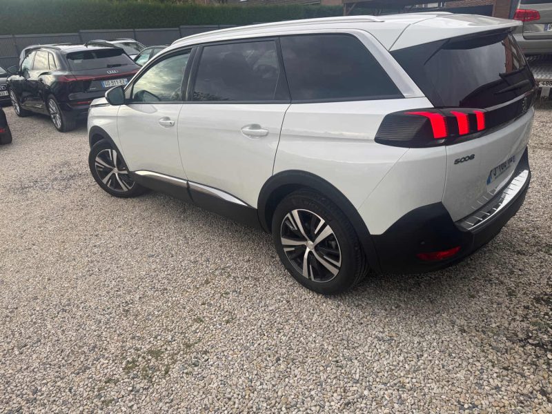 PEUGEOT 5008 II 1.5 BLUE HDI 130 ALLURE 2019
