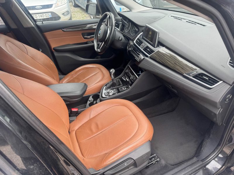 B.M.W. TOURER 216D 116CH LUXURY 2016