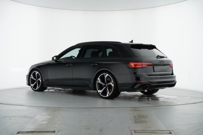 AUDI RS4 AVANT 2.9 TFSI QU / PANO / MATRIX LED / CAMÉRA / FULL BLACK 2019