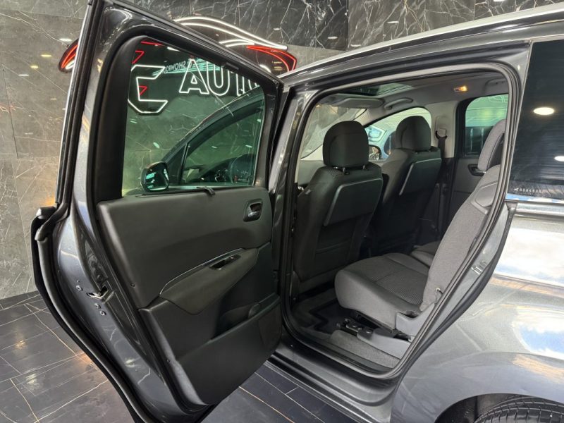 PEUGEOT 5008 1.6 THP 16V 165CH ALLURE S&S EAT6 2016 7 places