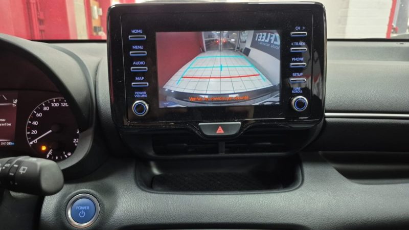 TOYOTA YARIS 4 BERLINE 116cv DYNAMIC BUSINESS 2022/1 ERE MAIN/TVA RECUPERABLE