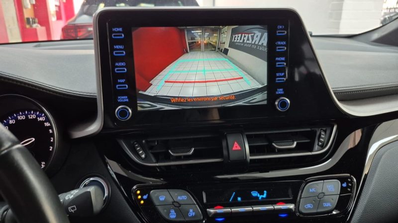 TOYOTA C-HR PHASE 2 SUV 122cv DYNAMIC BUSINESS/1 ERE MAIN/TVA RECUPERABLE