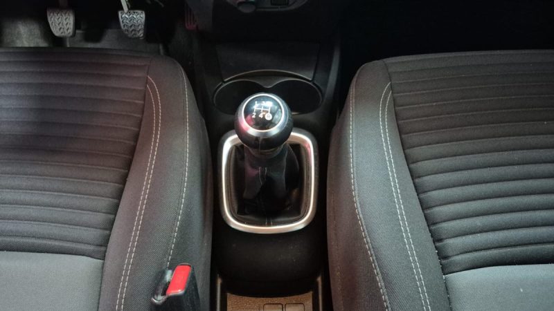 TOYOTA YARIS BERLINE 70 VVT-I FRANCE/1 ERE MAIN/TVA RECUPERABLE